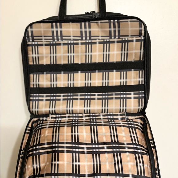 Modella Black Travel Cosmetic/Toiletry Bag - Picture 5 of 5